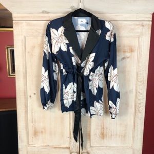 🌺🌼Fewmoda Zhu Floral Long Sleeve Wrap Blouse